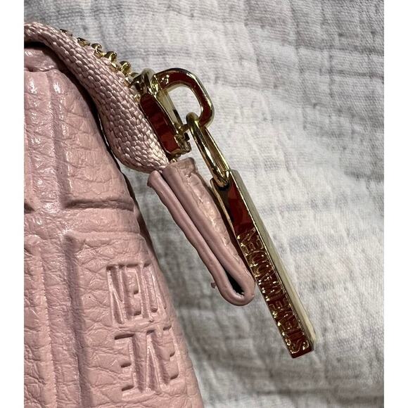 Steve Madden Wristlet in Pale pink - Picture 6 of 8